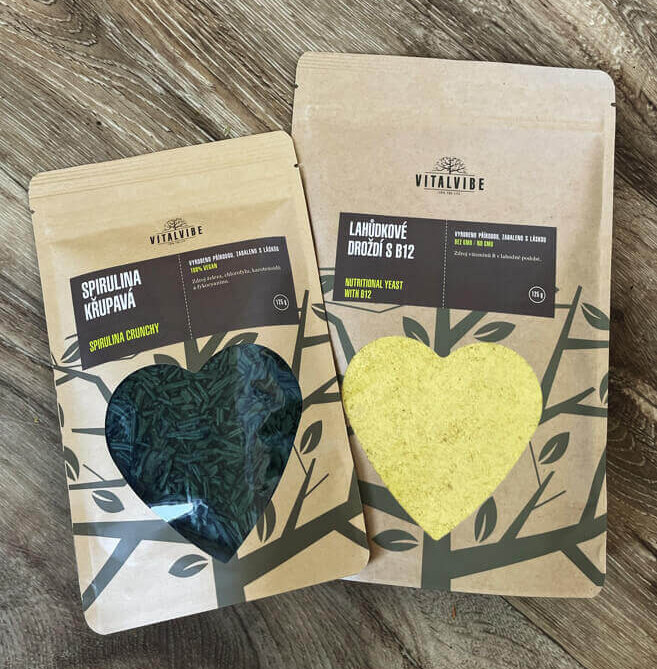 Křupavá spirulína a lahůdkové droždí